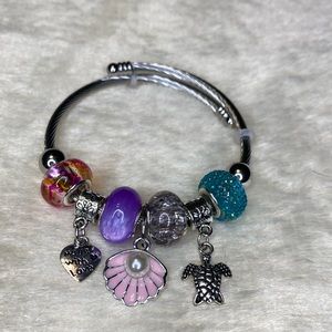 Soft Cable stretch charm bracelet silver